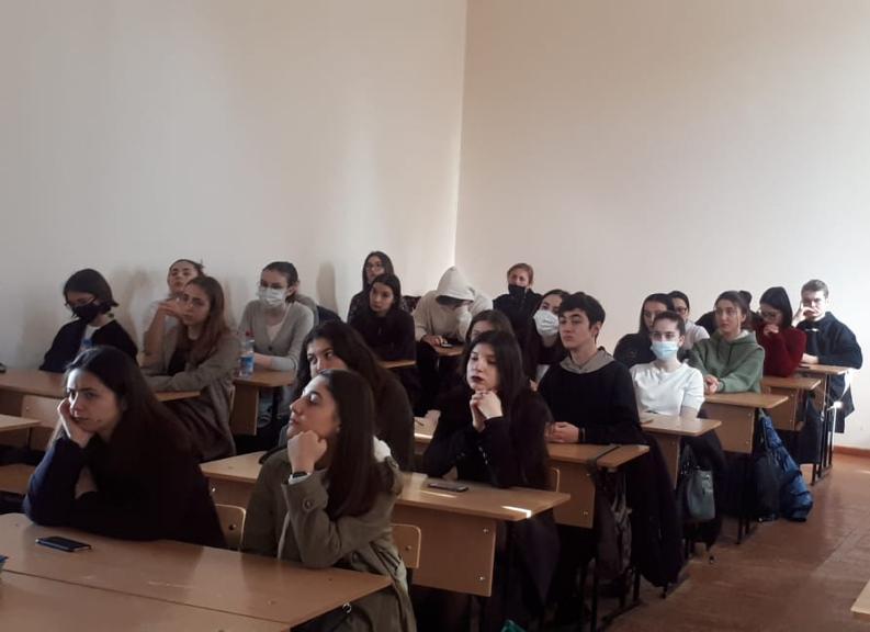 Popular science lecture hall for schoolchildren started at KBSU